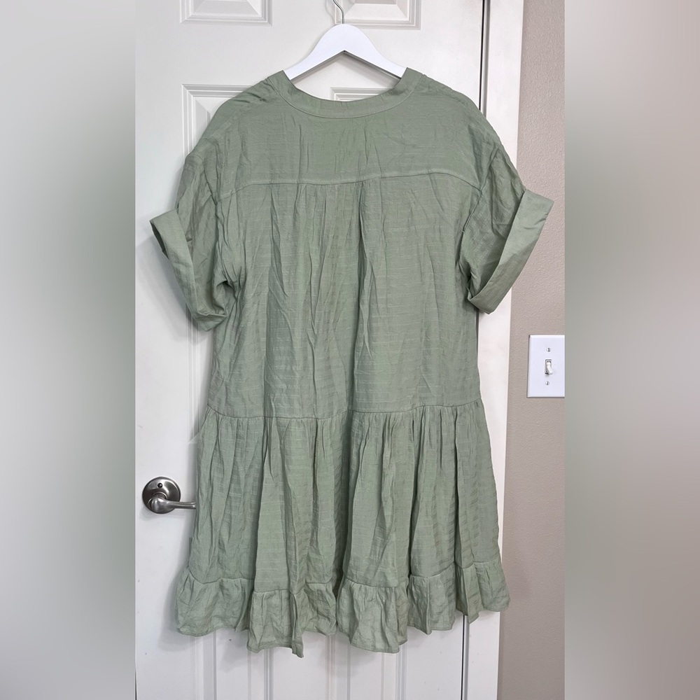 Lalavon Ruffle Mini Dress NWOT - Picture 2 of 3
